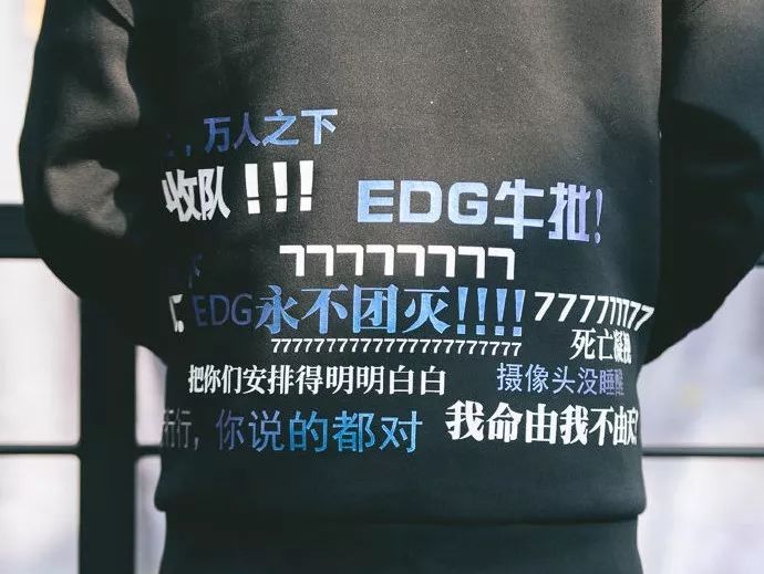 李宁跟nike联名鞋,德邦和李宁联名出运动服