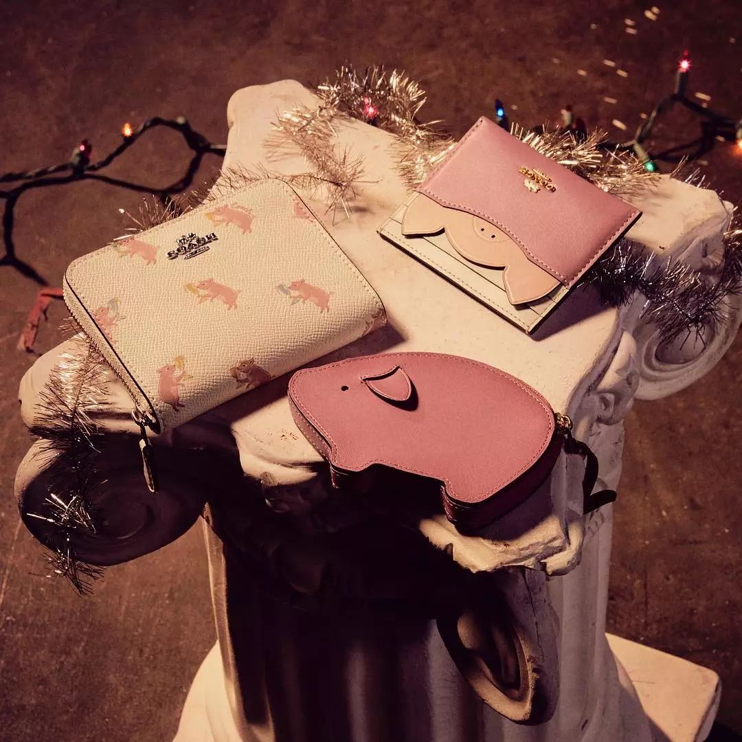 gucci猪年限量版,gucci三只小猪圆包