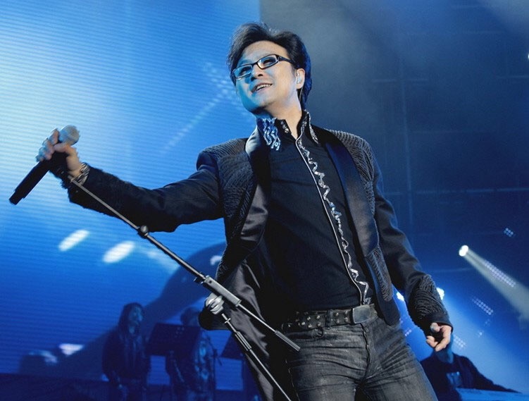 汪峰歌曲传唱,汪峰演唱会完整版最好听的歌