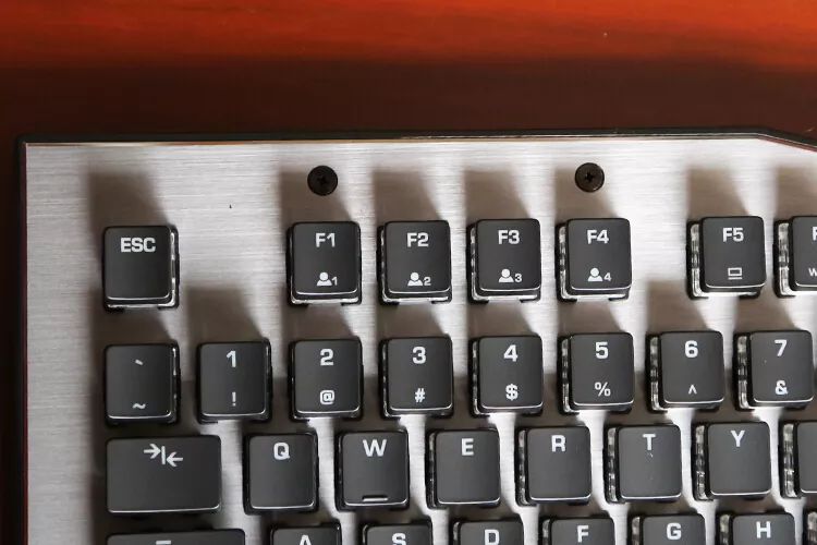 冰豹vulcanprotkl键盘评测,冰豹vulcan120aimo机械键盘