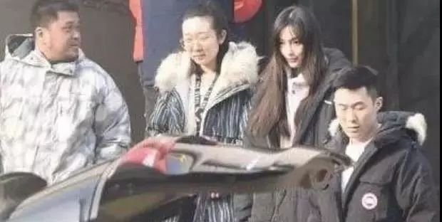 「思考」历经35年的春晚语言类节目越来越不好笑了？这事你想过么