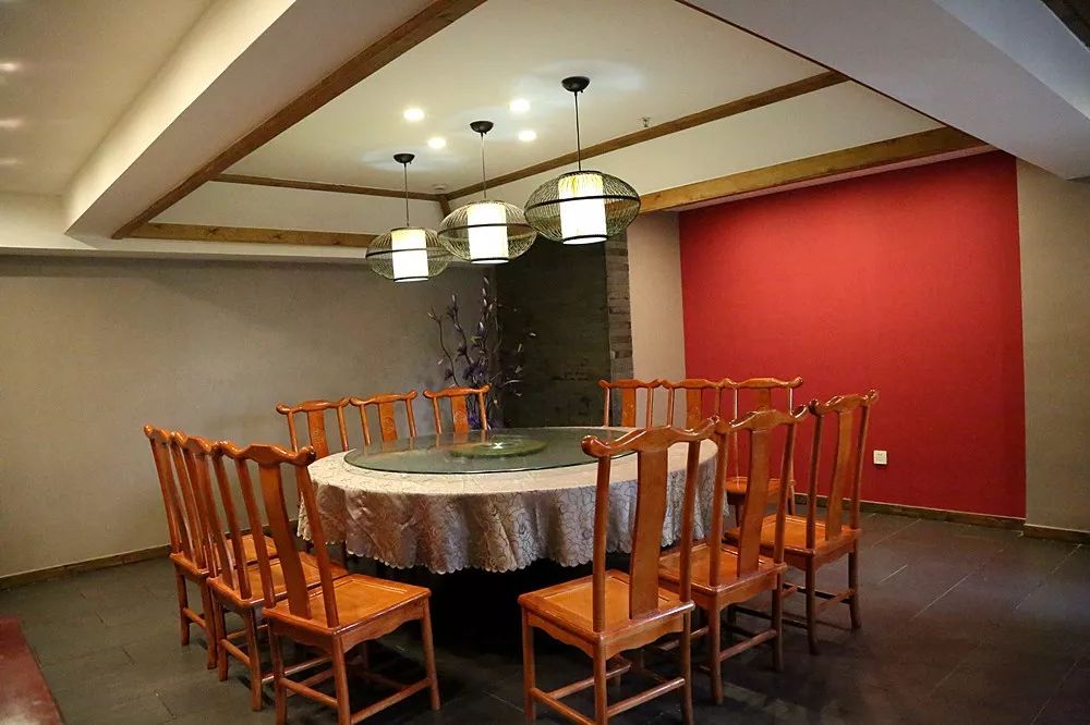 138元抢168元自助晚餐,88元3斤虾团购套餐