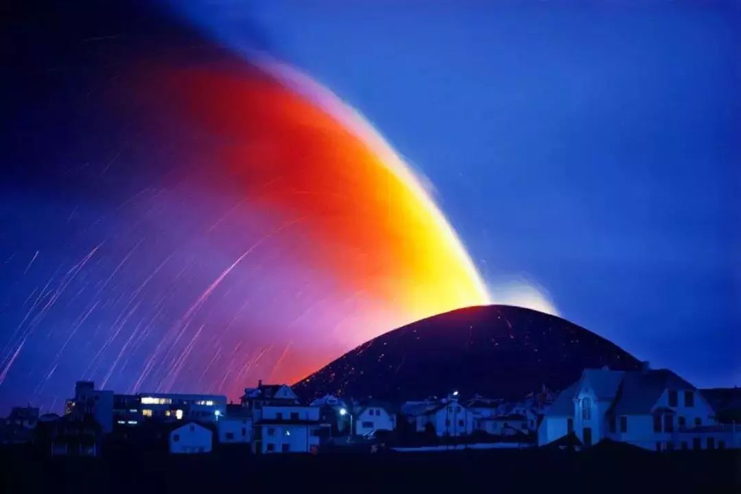 足够艳！啧啧，看“色彩之王”皮特玩转红黄蓝