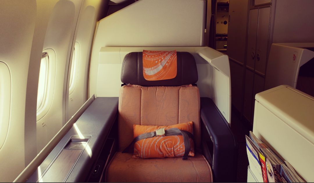 中国国际航空头等舱体验,国航波音747头等舱和公务舱的区别