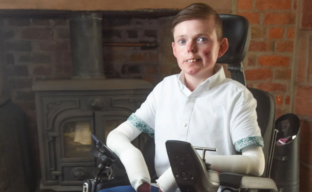 「意·关注」死去的儿子被人工智能“复活”!比起高兴,她更多的是害怕