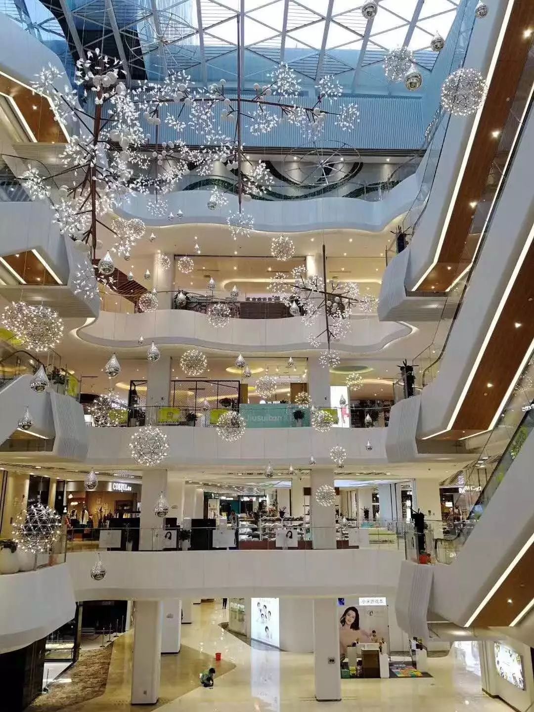 西安春节游玩折扣,西安十大折扣商场排名