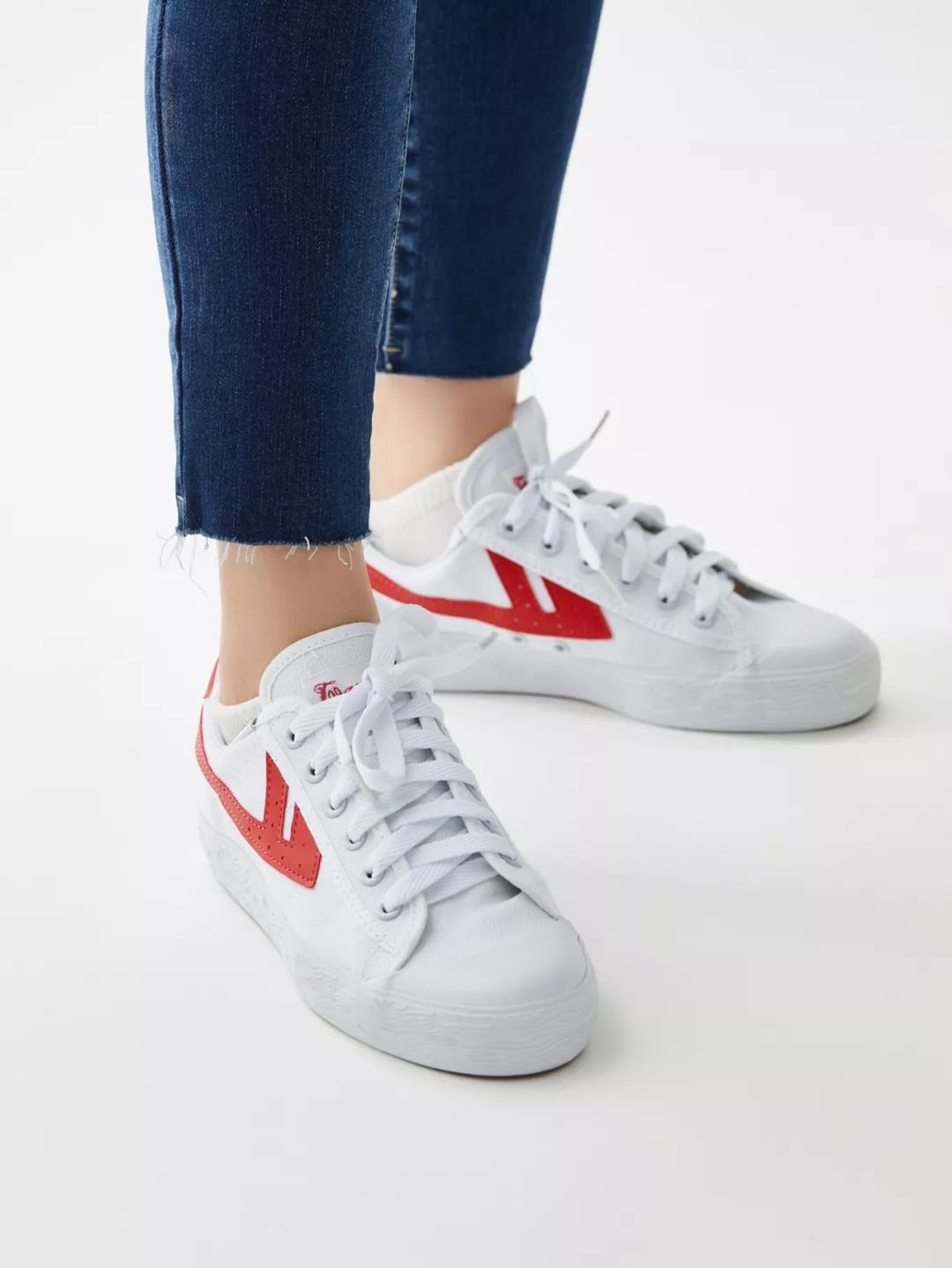 几十块钱的回力是真的吗,几十块钱回力鞋真的耐穿吗