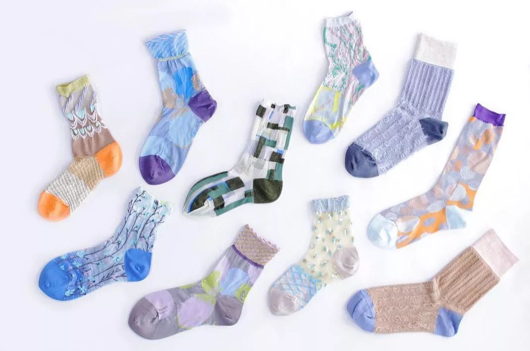 鞋子不够袜子来凑原作者,长度不够袜子来凑