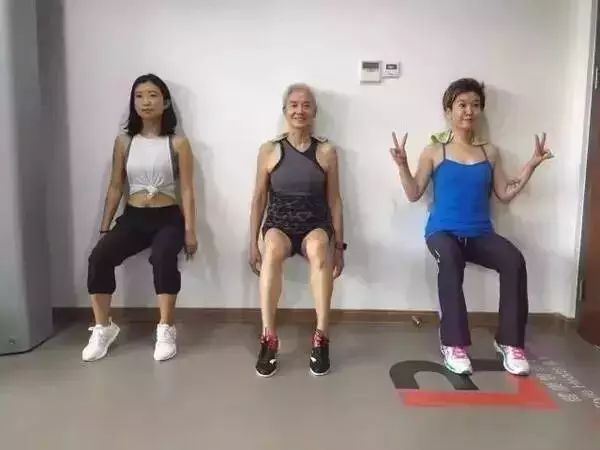 73岁中国最美奶奶健身抗癌,73岁天津老奶奶健身13年摆脱癌症