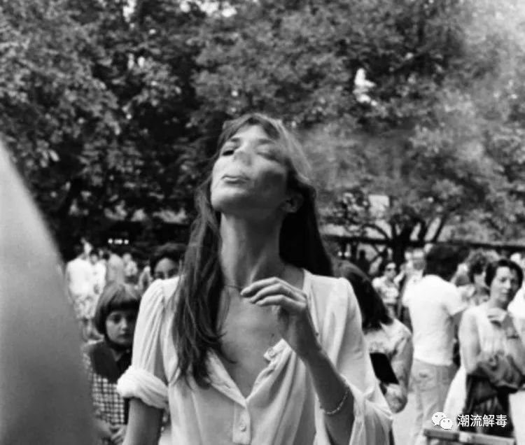 你挽的不仅仅是手袋，还有气质！