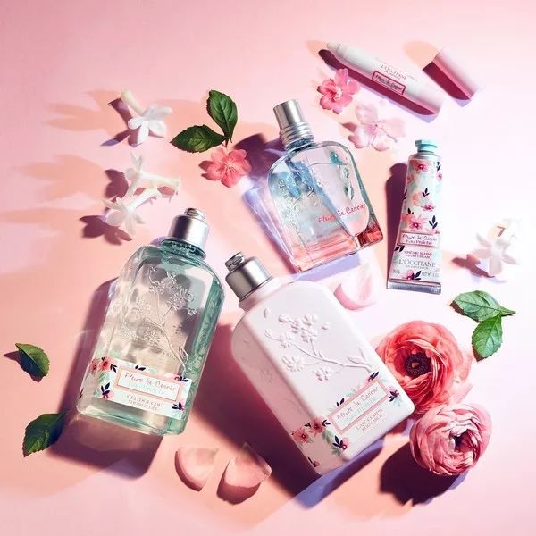 2019春装新品,春款上新简单大方时尚款