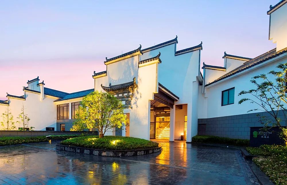 这家扎根在花海的悦榕庄即将迎来暖意春天！千元直降还含SPA,高铁1.5h!