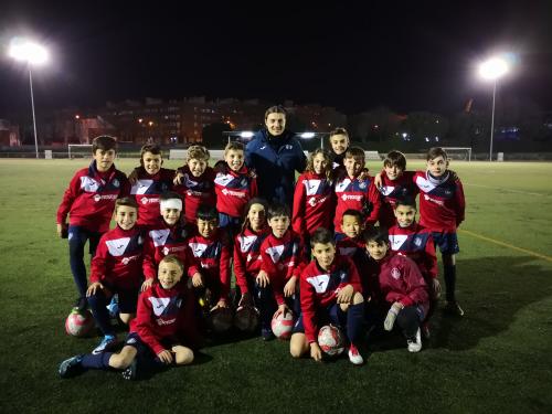 中国足球14岁西班牙小将,中国足球第一位加入欧洲豪门球员