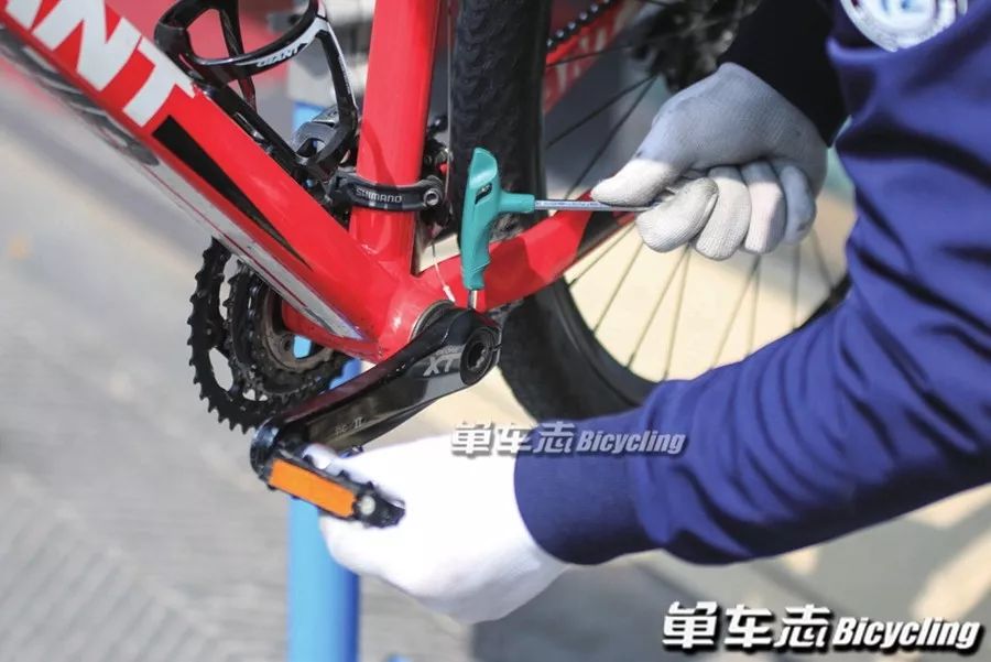 山地车五通滑牙修复多少钱,山地车五通清洗