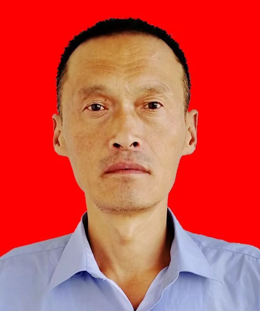 大火中救出3人,母子被困火场被合力救出