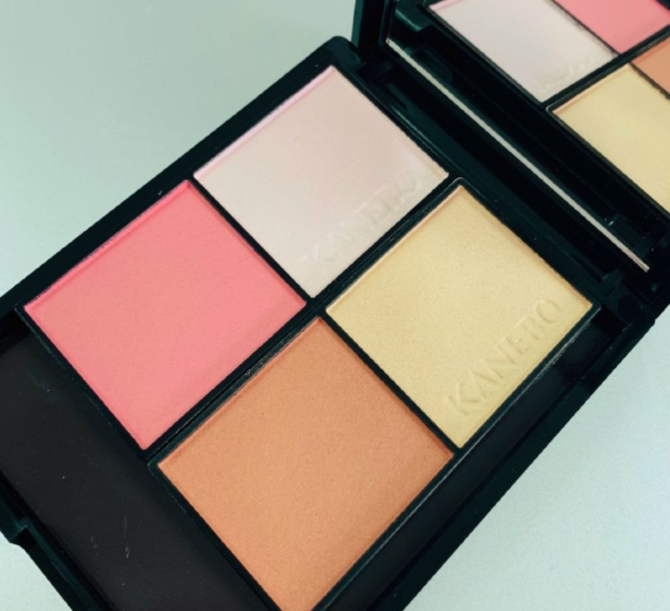 玩起来真的会上瘾！比买彩妆更有趣的只有彩妆抠盘了！