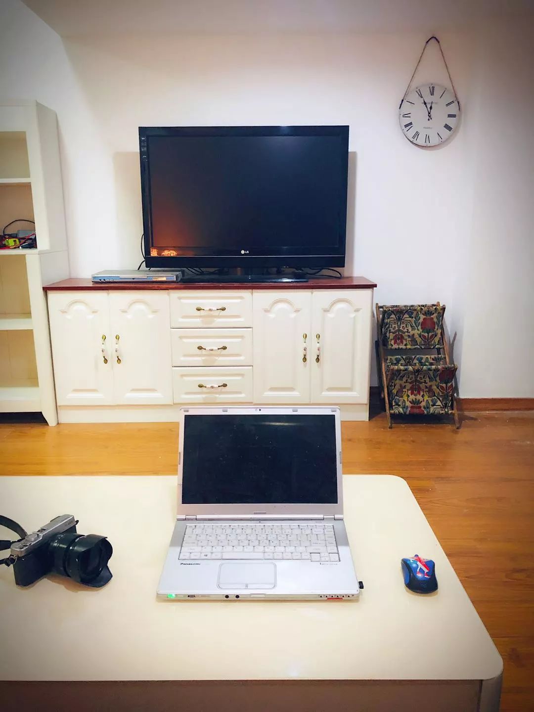 用这些软装，我把泰国“老破小”改造成了美貌度假屋｜二宝爸淘货