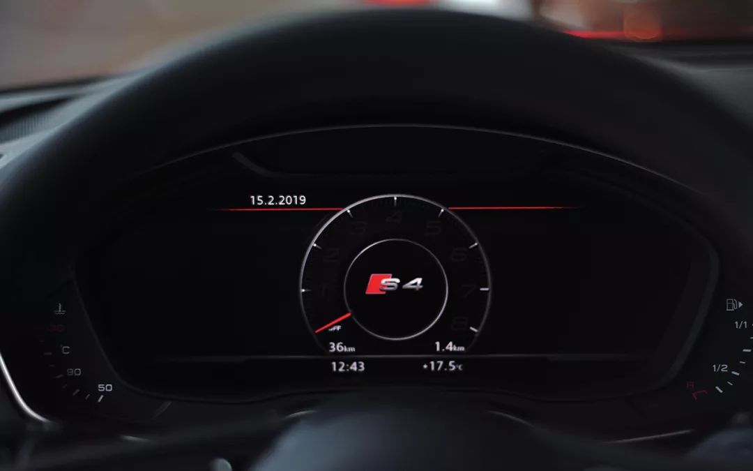 谁说中庸不能运动细说奥迪S4