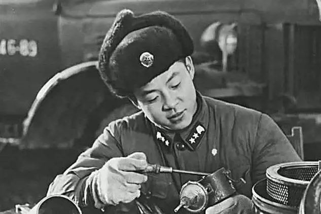 弘扬雷锋精神践行志愿服务,学雷锋志愿服务助力红色精神传承