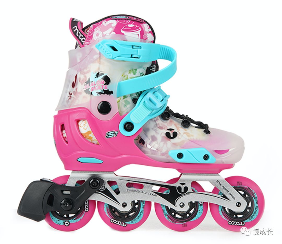 小孩学轮滑有什么好处,孩子学轮滑的好处