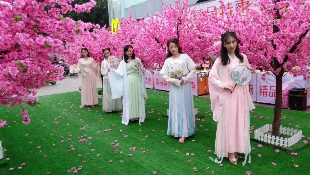 这个地方要火了,玉林打卡网红地古镇