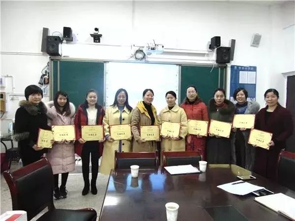 三八妇女节长沙小学生,好嗨哟开学前的狂欢