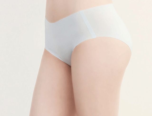 轻薄舒适透气无痕~这条会“呼吸”的*裤内**，瞬间爽翻你的臀！