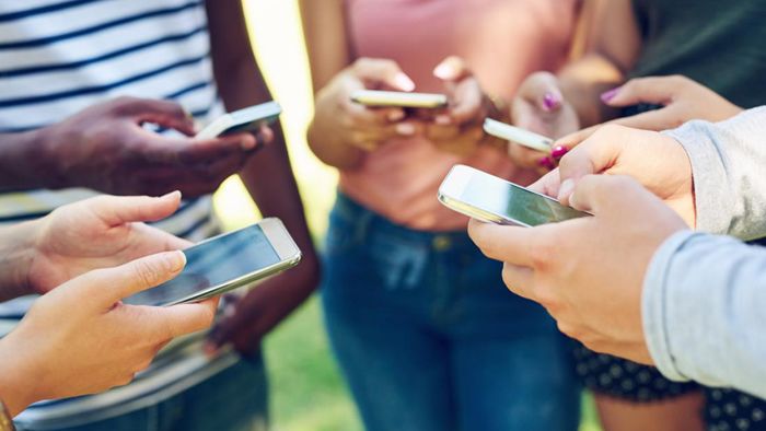 无线蓝牙耳机致癌元素,蓝牙耳机的危害致癌