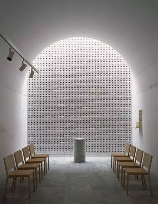 变色灯带和普通灯带设计有区别吗,为什么要设计灯光