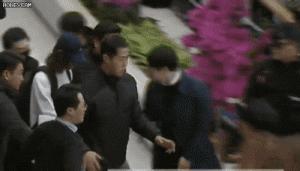 一天之内，他“红”透了中韩两国！