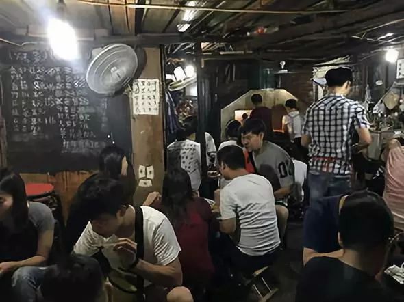 五一来北京吃卤煮,北京脏摊烤串