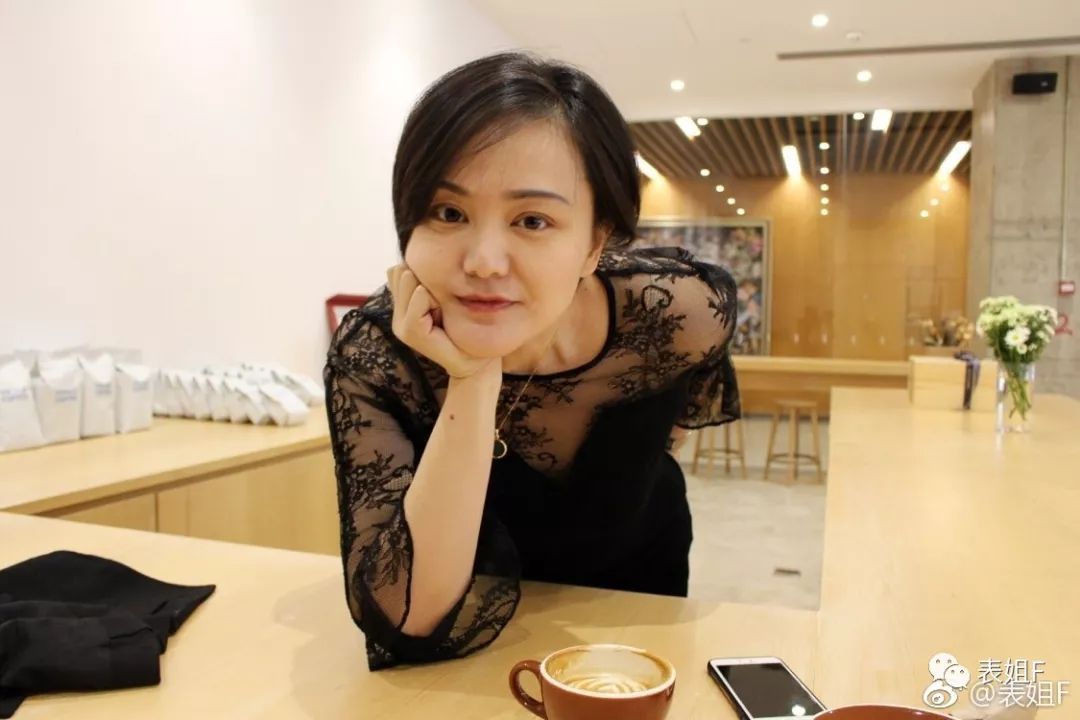 配饰年轻有气质,配饰发展大致分为几个阶段