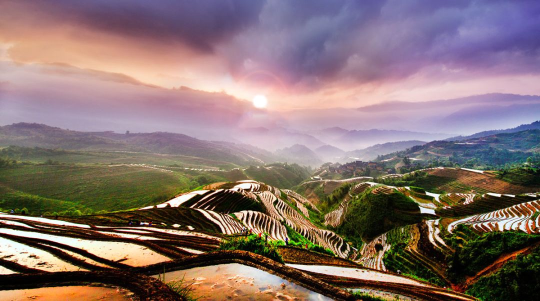 广西旅游龙脊梯田六月,嗨皮士皖南旅游