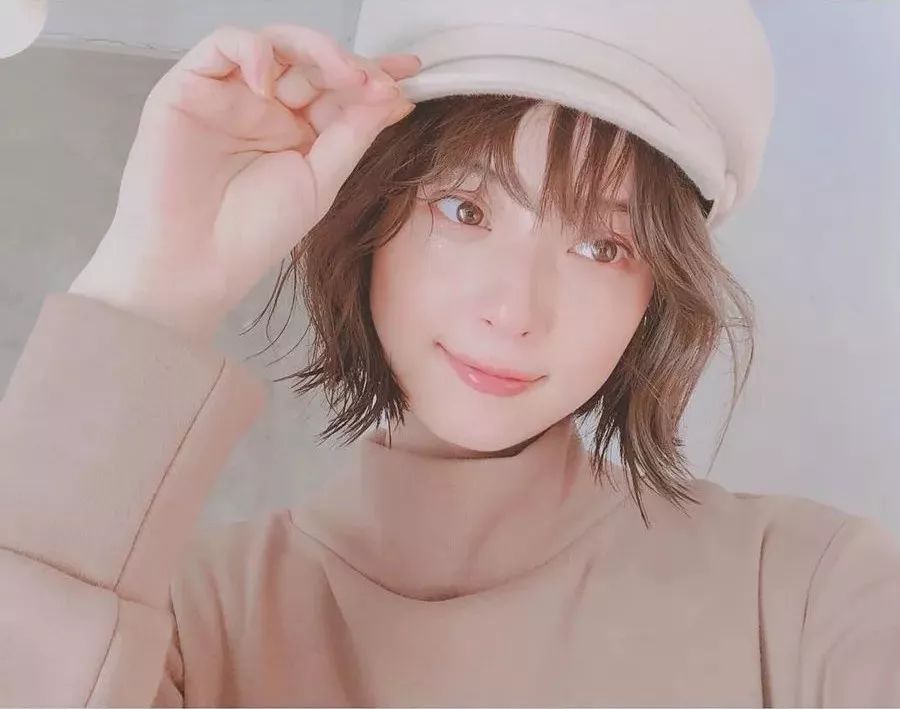 女明星剪短发后对比,女明星剪短发教程