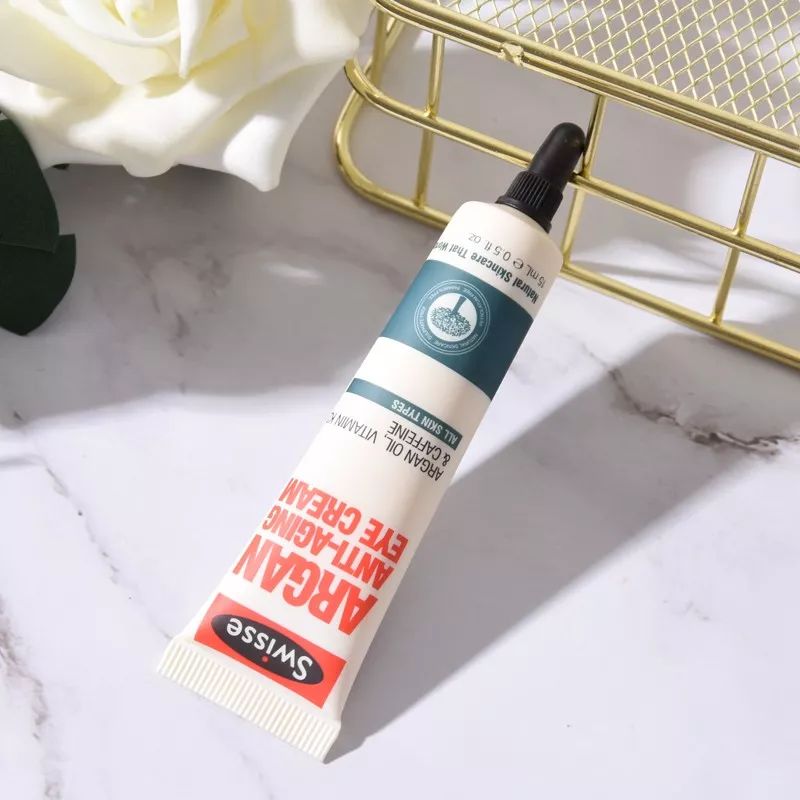 涂眼霜会不会长肉粒,涂眼霜会不会导致眼袋越来越严重