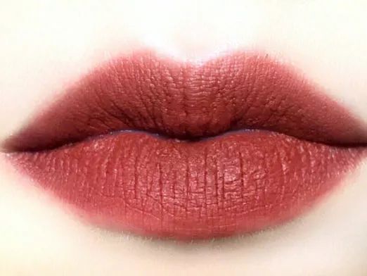 李佳琦到底用“OMG”骗了多少人的钱?!!