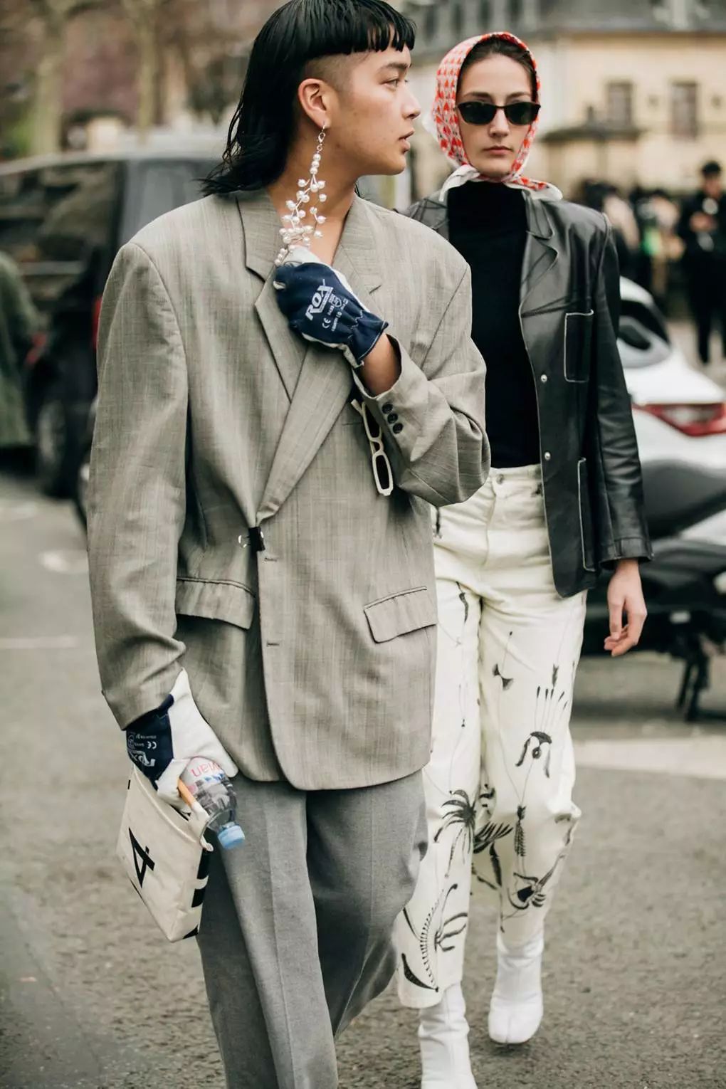 一件皮衣能给你多种风格,每件皮衣都是独一无二