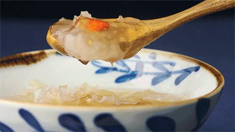 桃胶雪燕皂角米真的有美容功效吗,桃胶美容养颜功效与作用