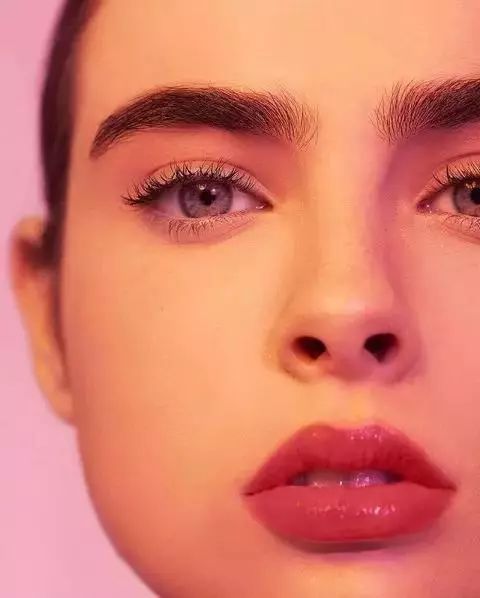 让女生怦然心动的口红,网红少女心爆款口红粉色系正方形