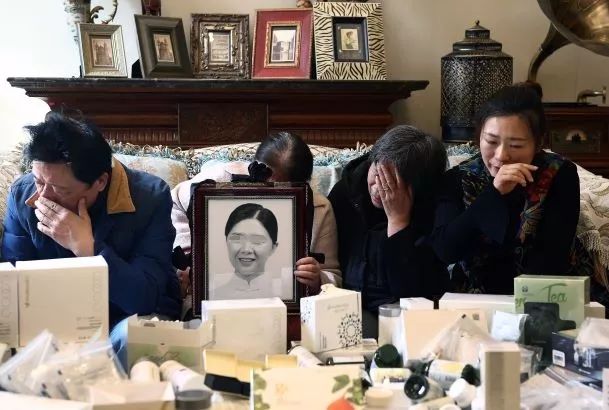 女子感冒不就医只喝如新果汁离世,女子不去医院光喝如新果汁