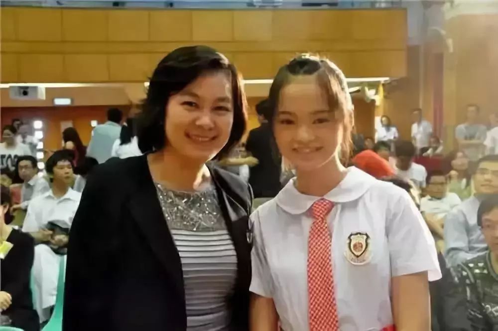 女外交官华春莹怒怼美国,华春莹外交霸气回应