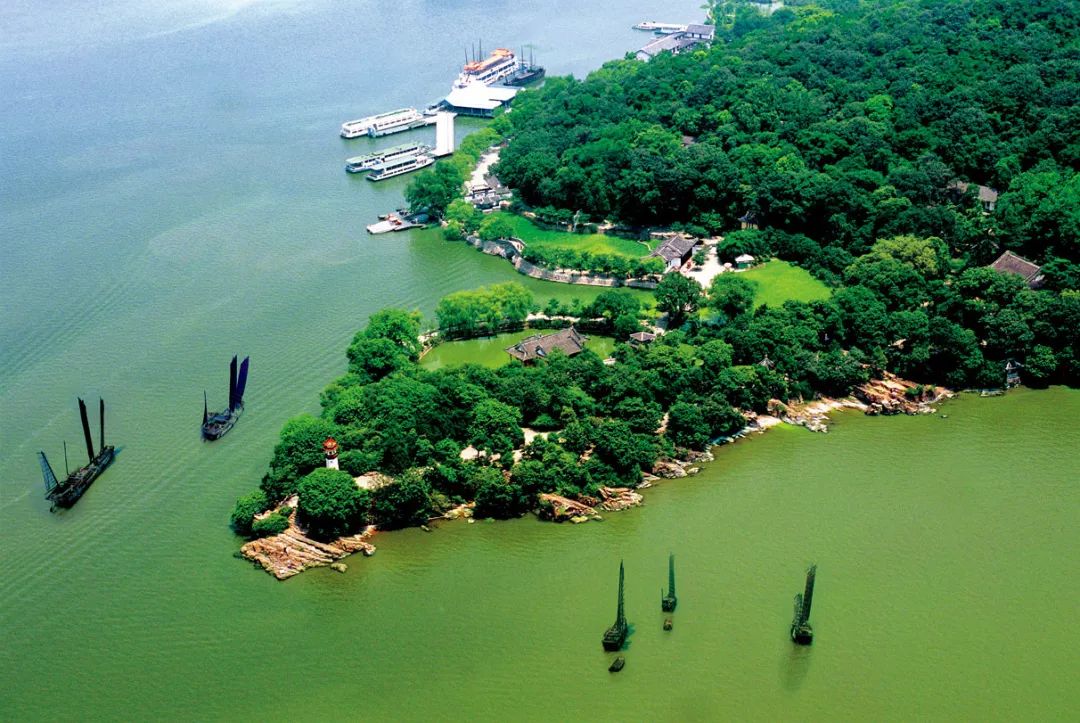 中国897个国家森林公园