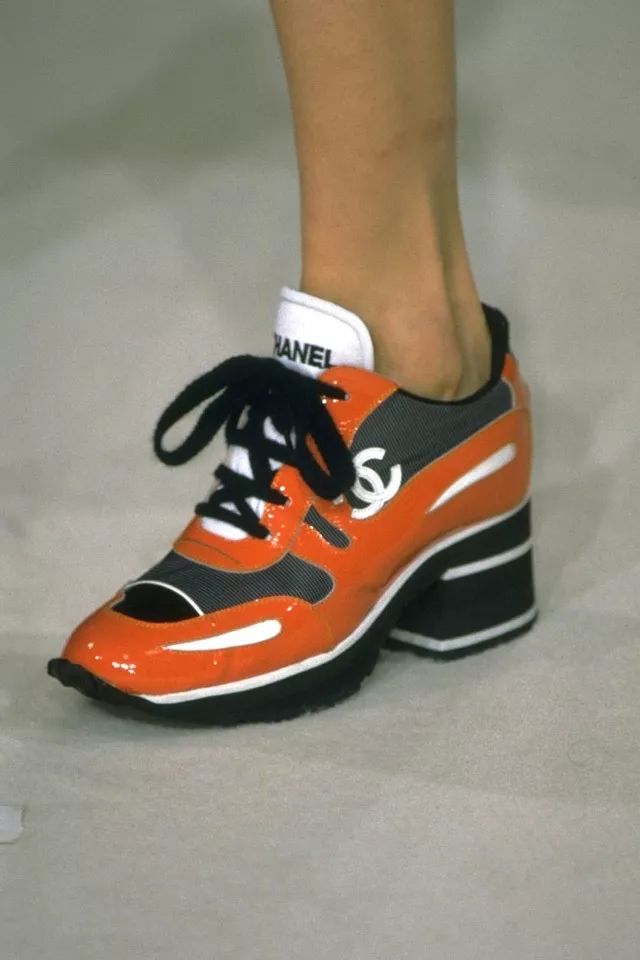 karllagerfeld为什么便宜,国际轻奢karllagerfeld