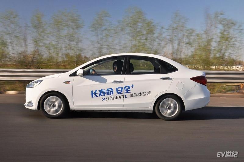江淮新能源iev7纯电动配置,江淮新能源汽车iev7s值不值得入手