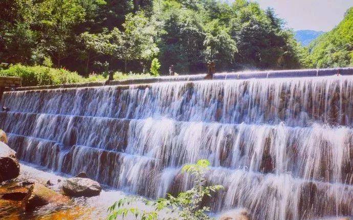 正是踏春的好时候,正是踏春好天气