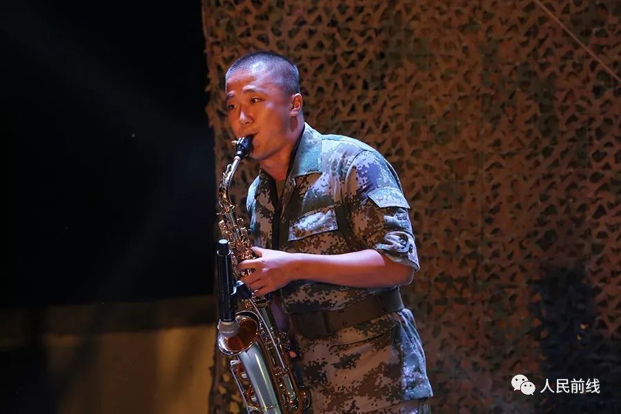 新兵连前几天最难熬,新兵六个月减脂40斤