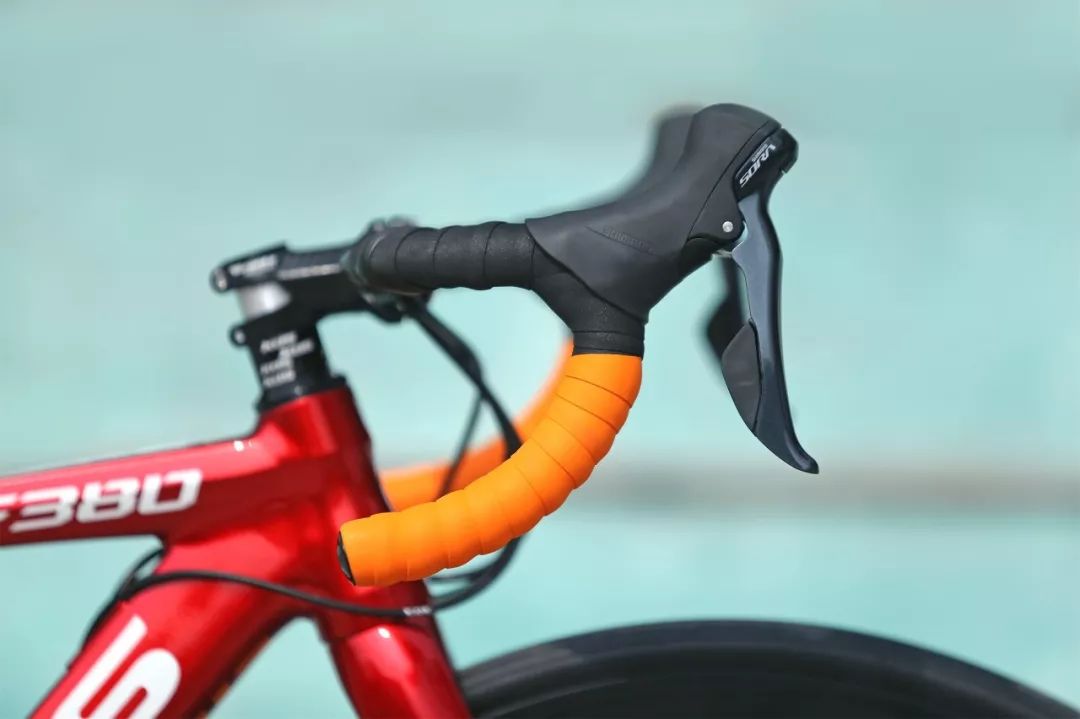 xds喜德盛ad350和rs380怎么选,xds公路车rf380骑行