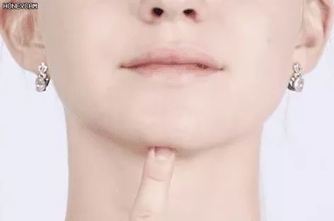 懒人快速去皱纹的方法,一涂一抹轻松解决皱纹