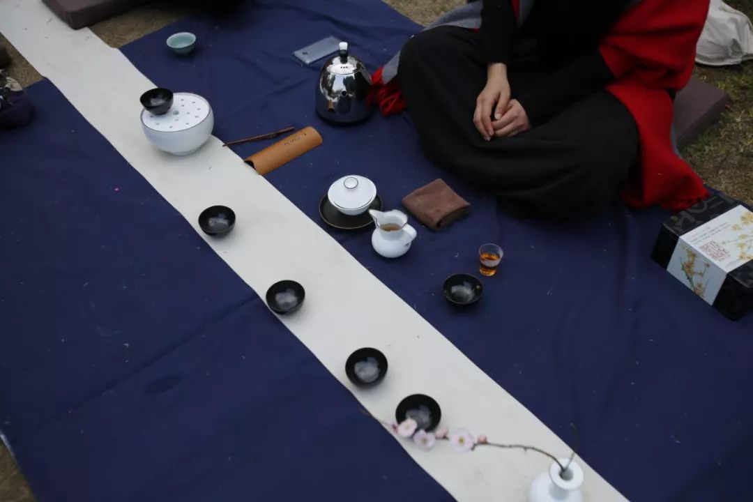 沙漠一年出现的奇观,沙漠黄河的奇景