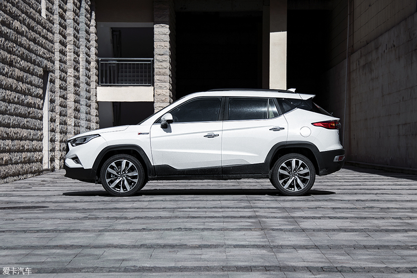 体验江淮瑞风s4,小身材内含大智慧